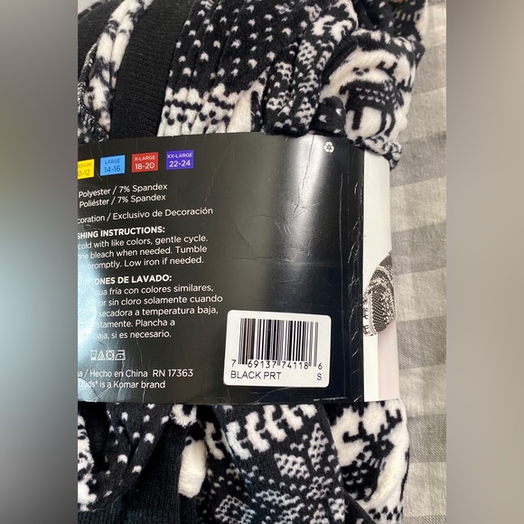 Cuddl Duds 2 Piece Pajama Set - Picture 5 of 6